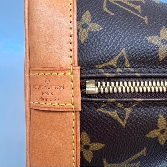 Louis Vuitton LV Alma PM Monogram Tote Handbag - Picture 9 of 15